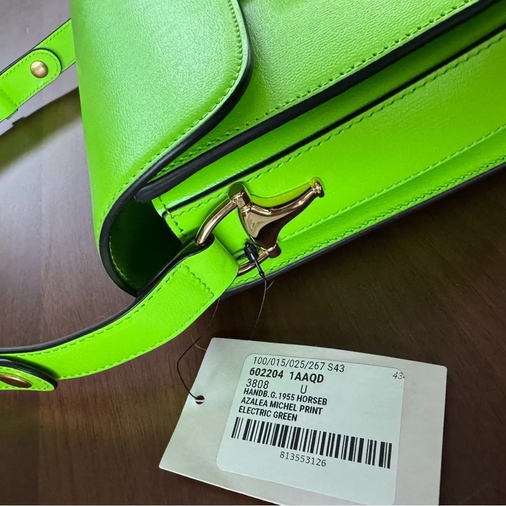 Gucci Horsebit 1955 Shoulder Bag Purse Neon Green Leather NWT Pristine Rare